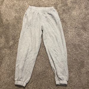 Brandy Melville Grey sweats very comfy. high quality and slightly used